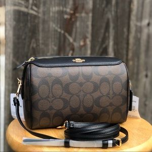NWT!COACH BENNETT CROSSBODY IN SIGNATURE CANVAS